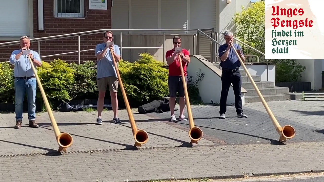 Vorschaubild: Alphörner vor dem Seniorenhaus Korschenbroich